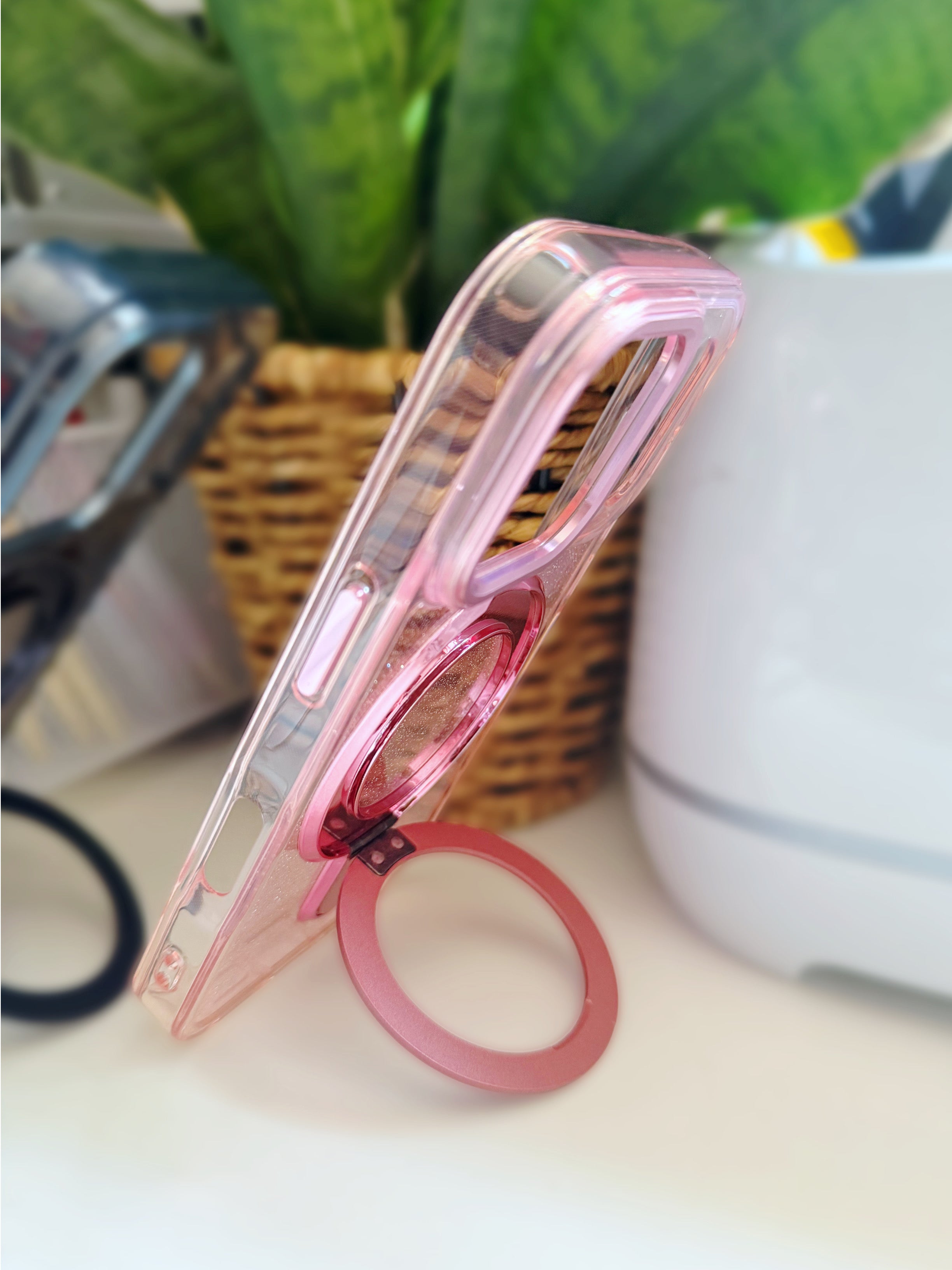 iPhone 17 Pro/Pro Max MagSafe Clear Glitter with Ring Kickstand Phone Case